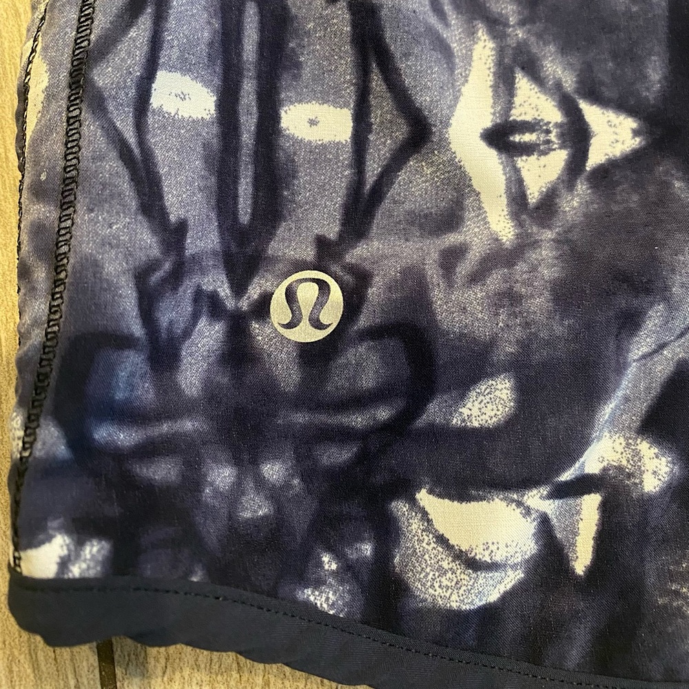 LULULEMON Shorts Gor Sale!!!